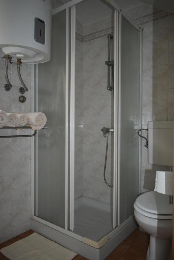 Studio Max With Parking Ровінь Екстер'єр фото
